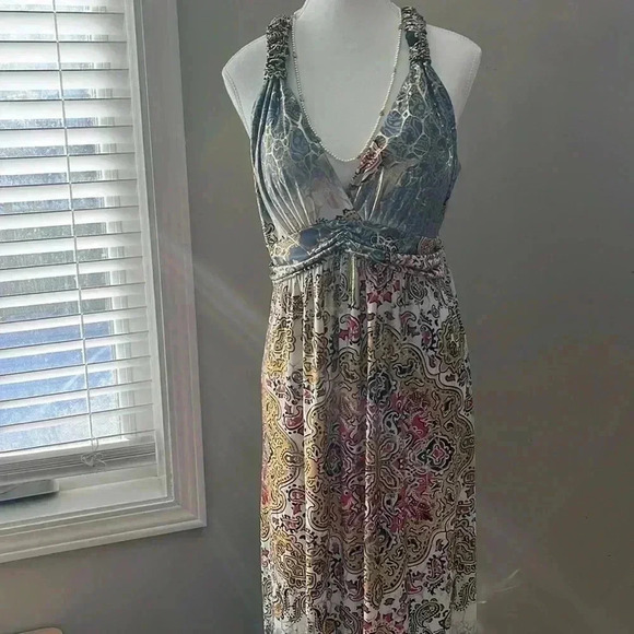 ❤️Host Picks❤️[L/XL]Shoreline  Abstract Gold Foil Halter Maxi Dress - Picture 2 of 11